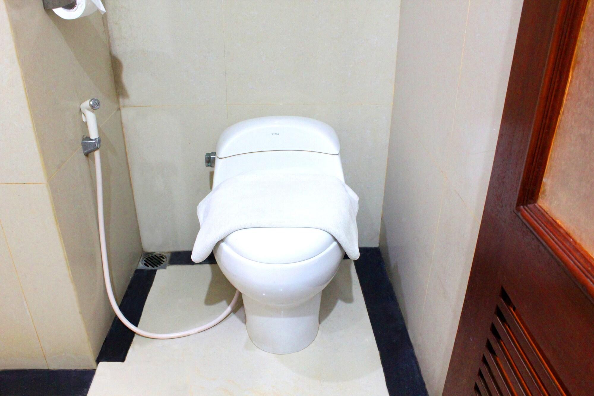 Singgasana Hotel Makassar Dış mekan fotoğraf