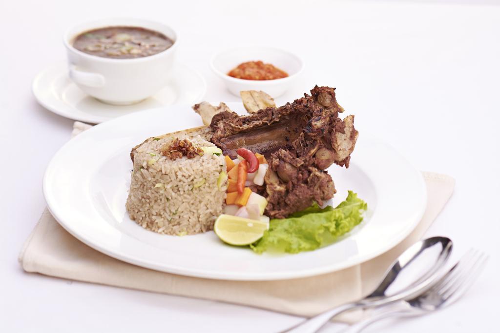Singgasana Hotel Makassar Dış mekan fotoğraf