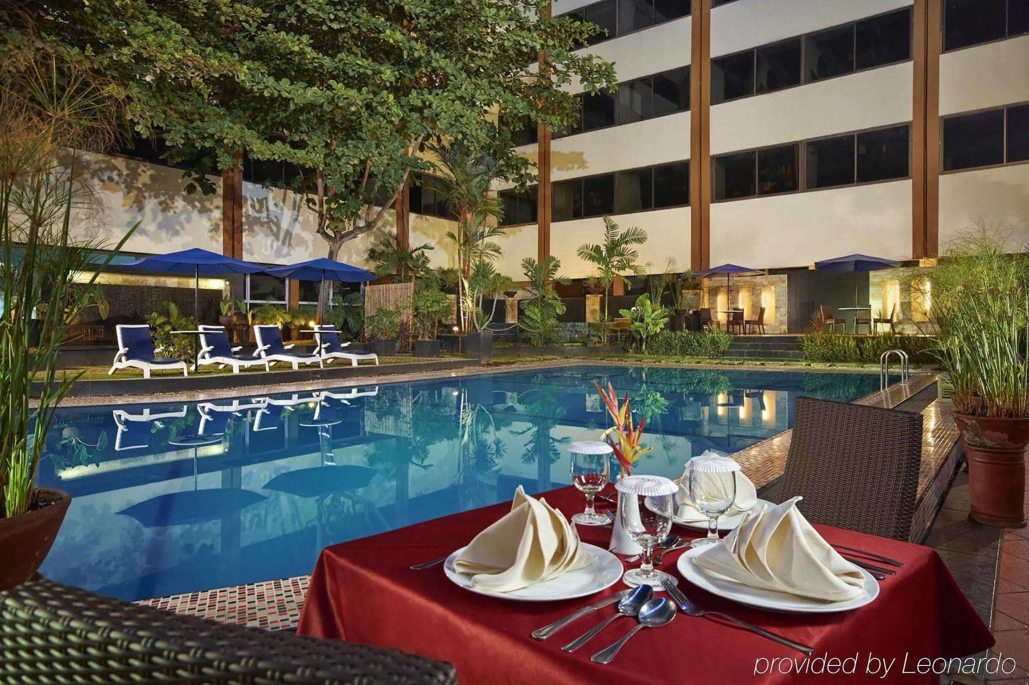 Singgasana Hotel Makassar Dış mekan fotoğraf